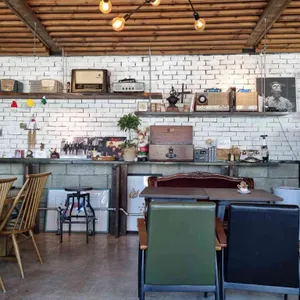 NOVEMBER 리뷰 사진