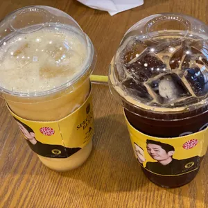 컴포즈커피 사진