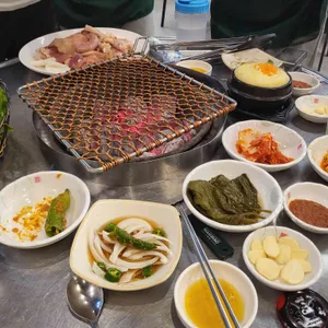 강촌토종닭숯불구이 대표 사진