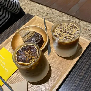 랑데자뷰 사진