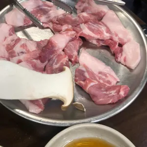 본가참숯뒷고기 사진
