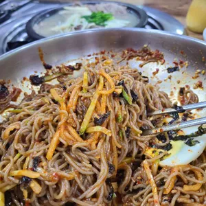 수설옥 사진