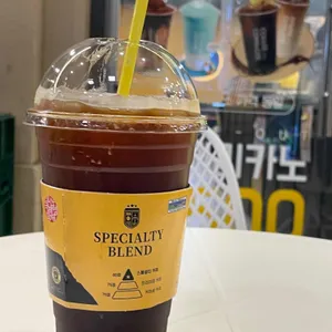 컴포즈커피 사진