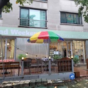 week and weekend 리뷰 사진