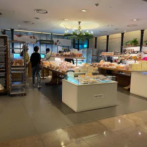 베즐리 리뷰 사진