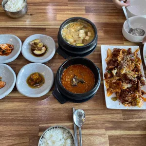 윤훈식농가쌈밥 사진