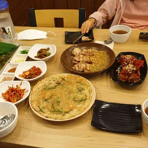 대덕골보쌈칼국수 사진