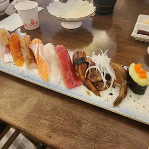 강남초밥 사진
