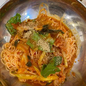공릉동 원조멸치국수 사진