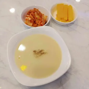 KING돈가스 사진