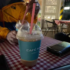 카페 모임 사진