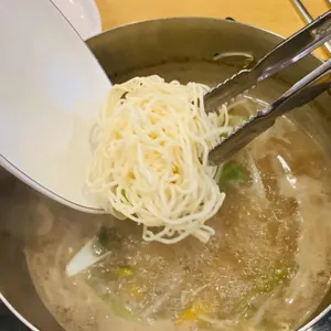 명동칼국수샤브샤브 사진