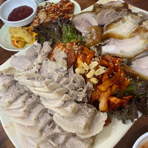 장군족발보쌈 사진