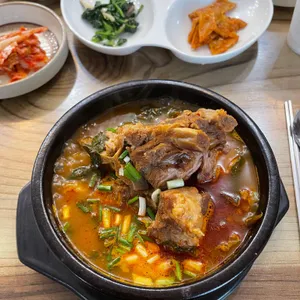 홍뚝이네 뼈해장국 사진