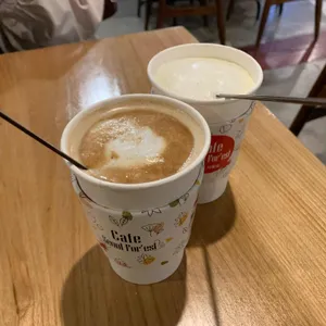 언더스탠드 에비뉴 사진