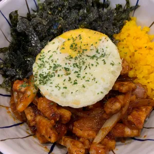 덮밥만드는남자 사진