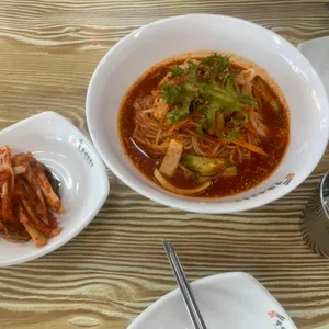 망향비빔국수 사진