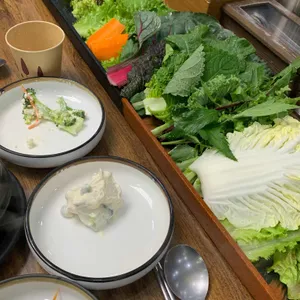 고향산촌쌈밥 사진