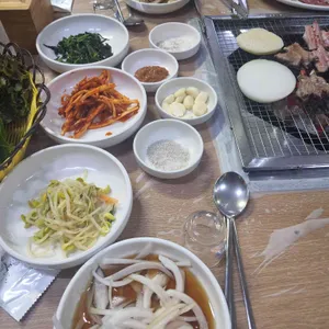 송림 생오리참숯불구이 사진