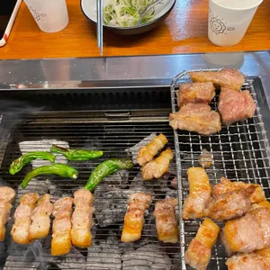 화씨이육공 사진