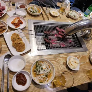 양지옥 사진