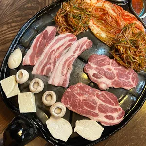 거북이삼겹살 사진