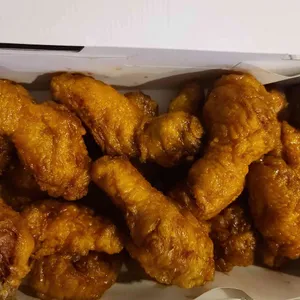 교촌치킨 사진