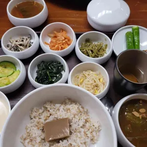 이스트빌리지 사진