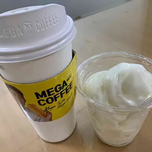 메가커피 사진