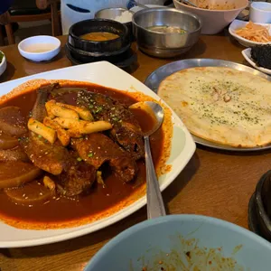사월에 보리밥과 쭈꾸미 리뷰 사진