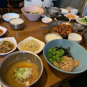 사월에 보리밥과 쭈꾸미 리뷰 사진