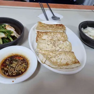 장릉보리밥 사진