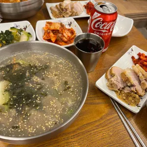 정원마늘보쌈 사진