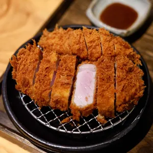 카츠 바이 콘반 리뷰 사진