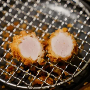 카츠 바이 콘반 리뷰 사진