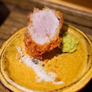 카츠 바이 콘반 리뷰 사진