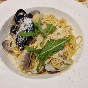 디퀄리타 리뷰 사진