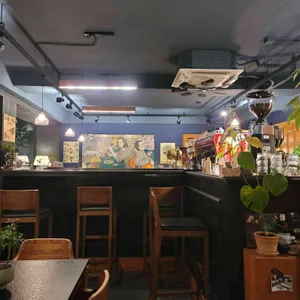 페트롤 플레이스 리뷰 사진