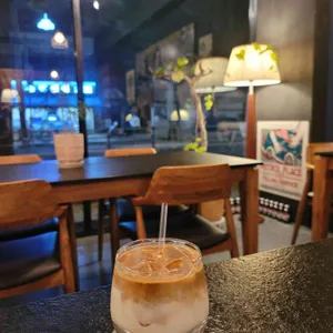 페트롤 플레이스 리뷰 사진