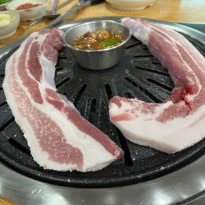 온천약돌한우돼지정육식당 사진