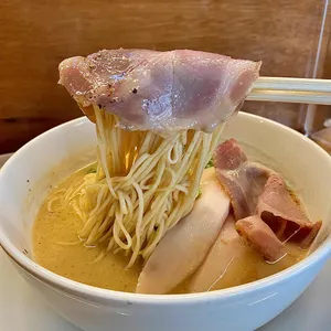 멘지 리뷰 사진