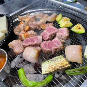 금호돼지집 사진