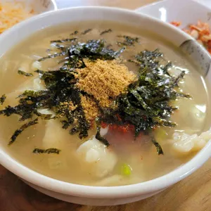 할매칼국수 사진