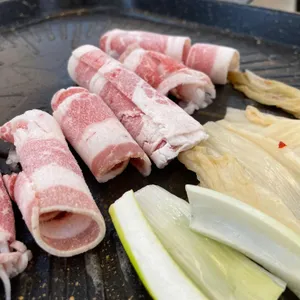 당산나무집 사진