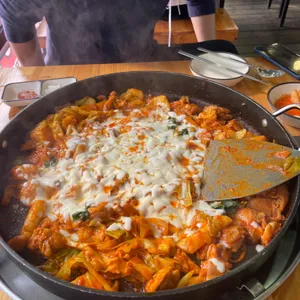 아띠춘천닭갈비 리뷰 사진