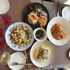 오버랩 리뷰 사진