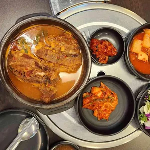 돕감자탕 사진