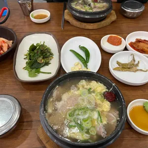 신촌돌솥설렁탕 사진