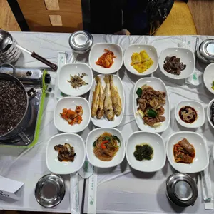 달목성 한정식 사진