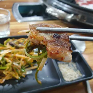 진선미생삼겹살 사진